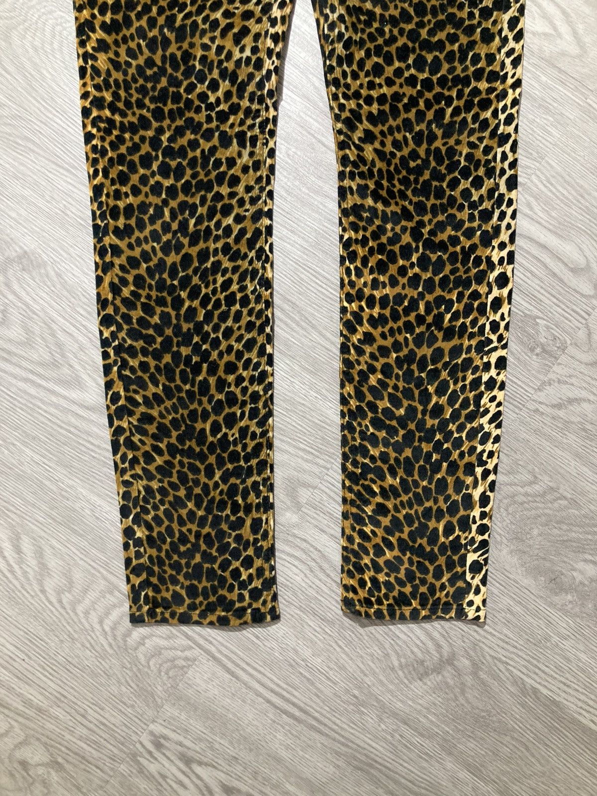 Japanese Brand 2000s Loaf Leopard Motif Waxed Slim Fit Pants Lgb Size US 28 / EU 44 - 5 Thumbnail