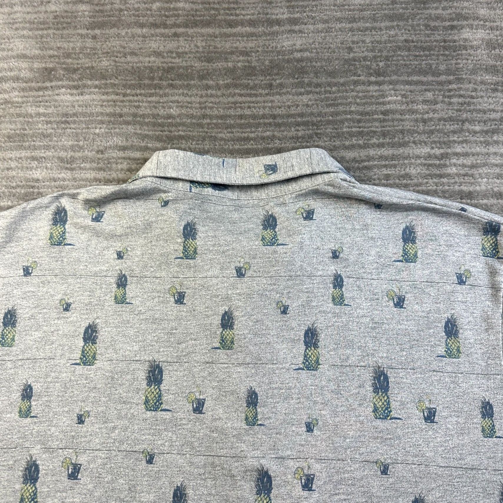 TravisMathew Travis Mathew Polo Shirt Mens 2XL Gray All Over Print Golf Performance Shirt Size US XXL / EU 58 / 5 - 5 Thumbnail