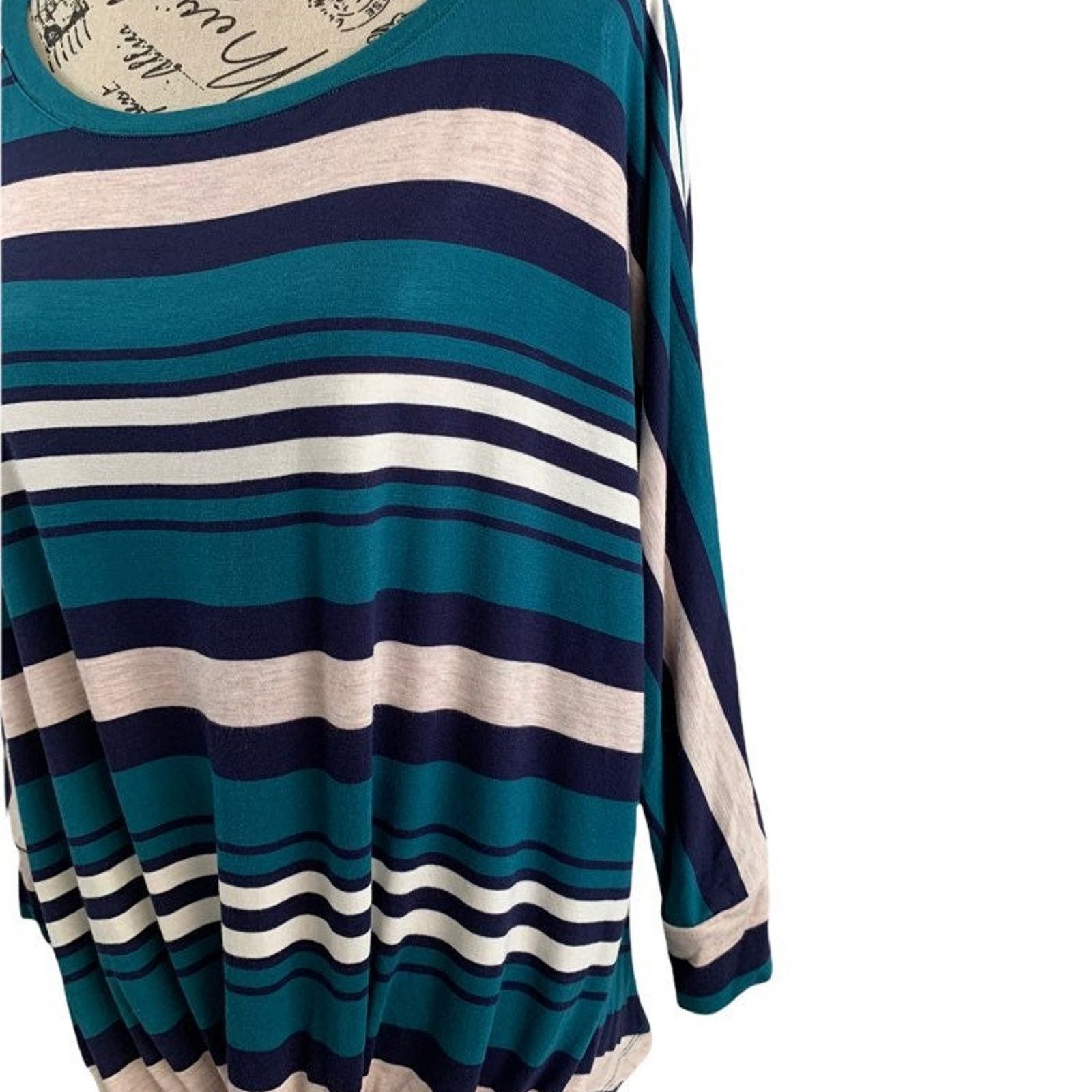 Ann Taylor Ann Taylor Women's Medium Blouse Tie Knot Front 3/4 Sleeves Size M / US 6-8 / IT 42-44 - 3 Thumbnail