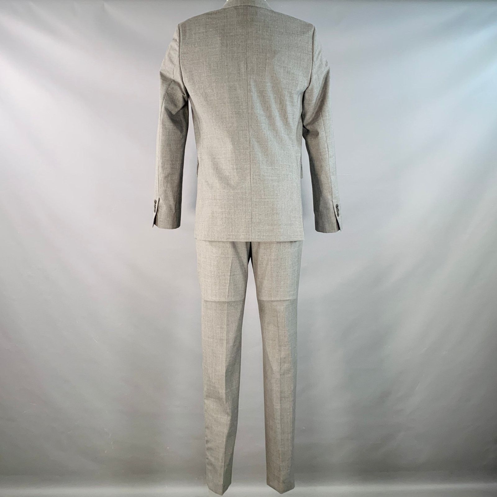 AMI Size 38 Grey Wool Notch Lapel Suit Size 38R - 3 Thumbnail