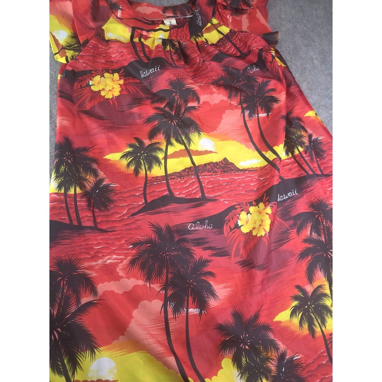Vintage Vtg Royal Creations Hawaii Dress Sleeveless V-Neck Floral Red Short 42" Smocked Fit & Flare Womens Large Hawaii Aloha Cruisewear USA Size L / US 10 / IT 46 - 2 Thumbnail