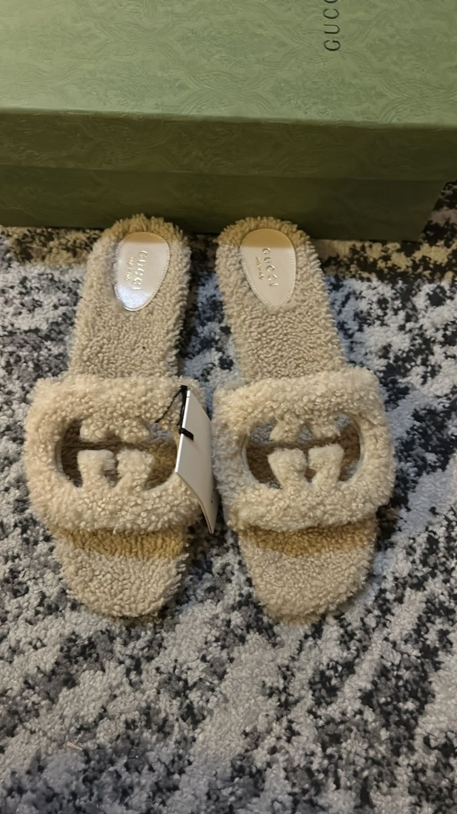 Gucci Gucci Interlocking G Fur Sandal Size US 9.5 / IT 39.5 - 2 Thumbnail
