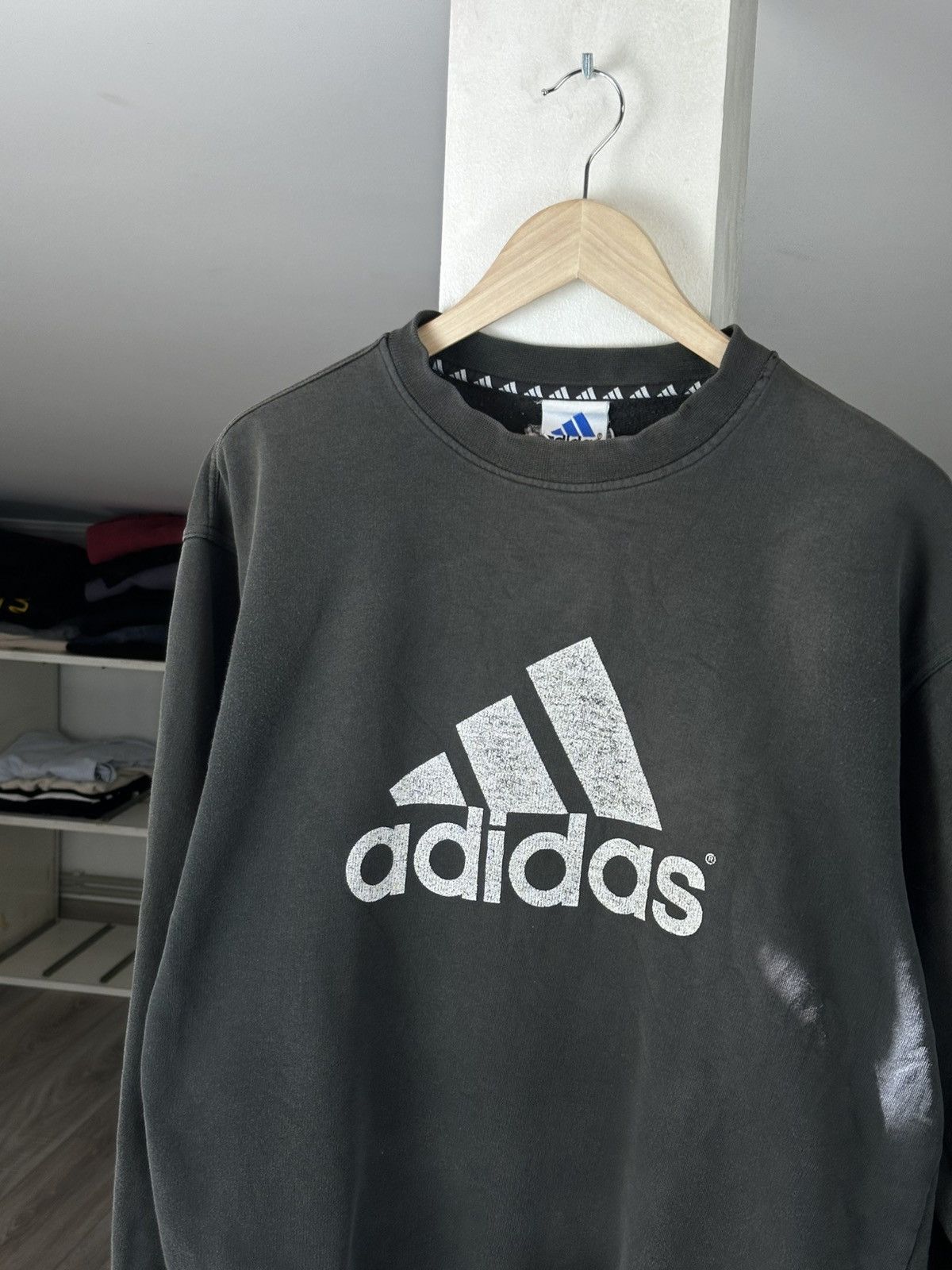 Adidas Vintage Adidas Sweatshirt Oversized Sun Faded 1999 Size US M / EU 48-50 / 2 - 2 Thumbnail