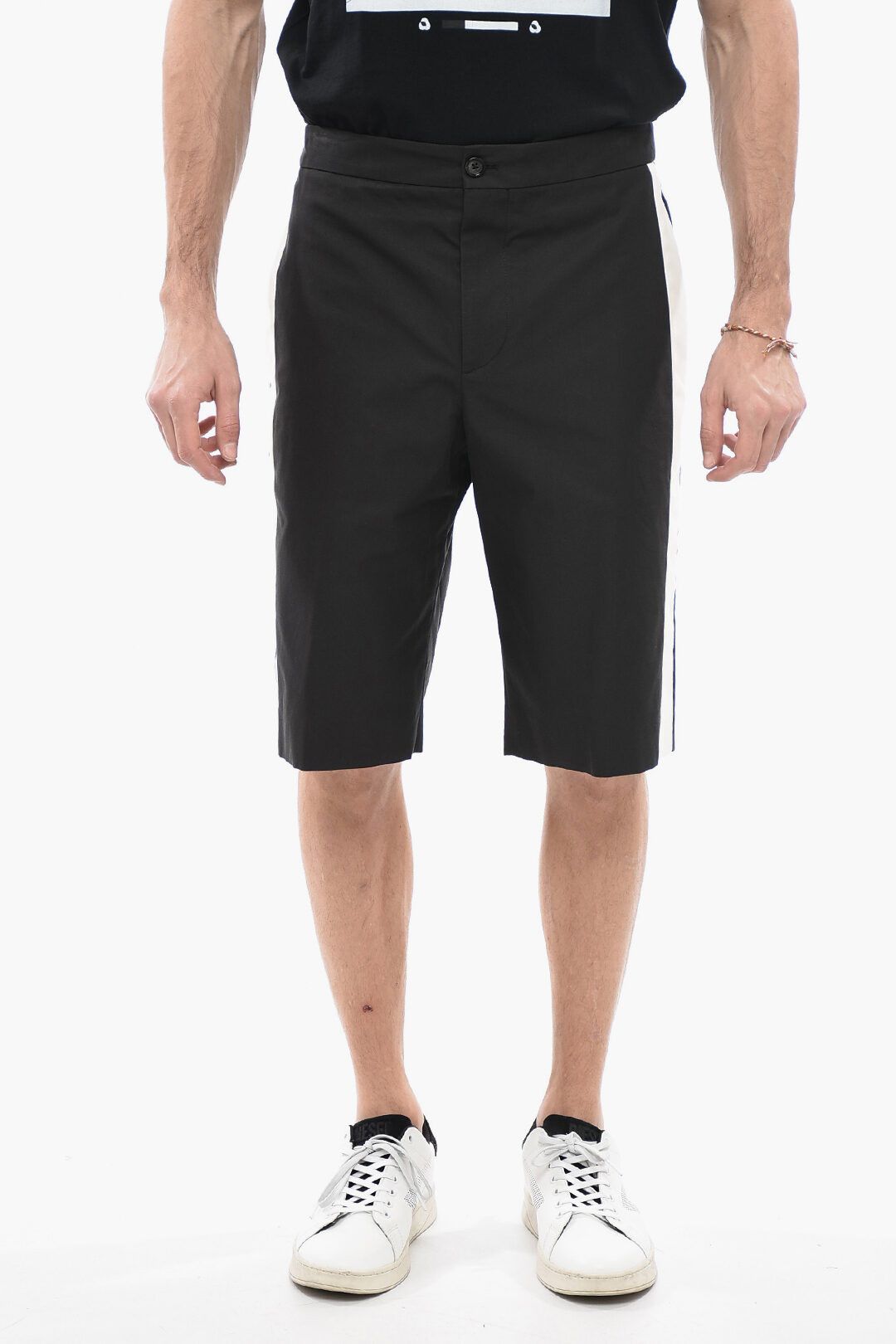 image of Alexander Mcqueen Og1Mm0423 4 Pocket Cotton Short In Black, Men's (Size 32)