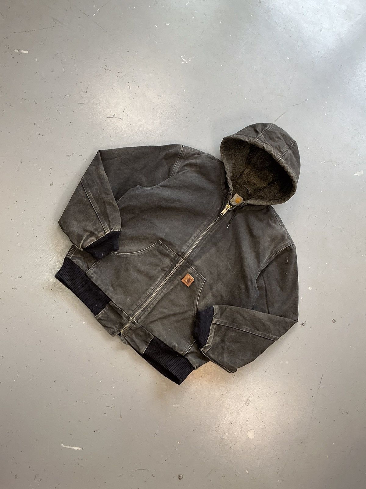 Vintage sunfade Carhartt j130 BLK sharpa line active jacket