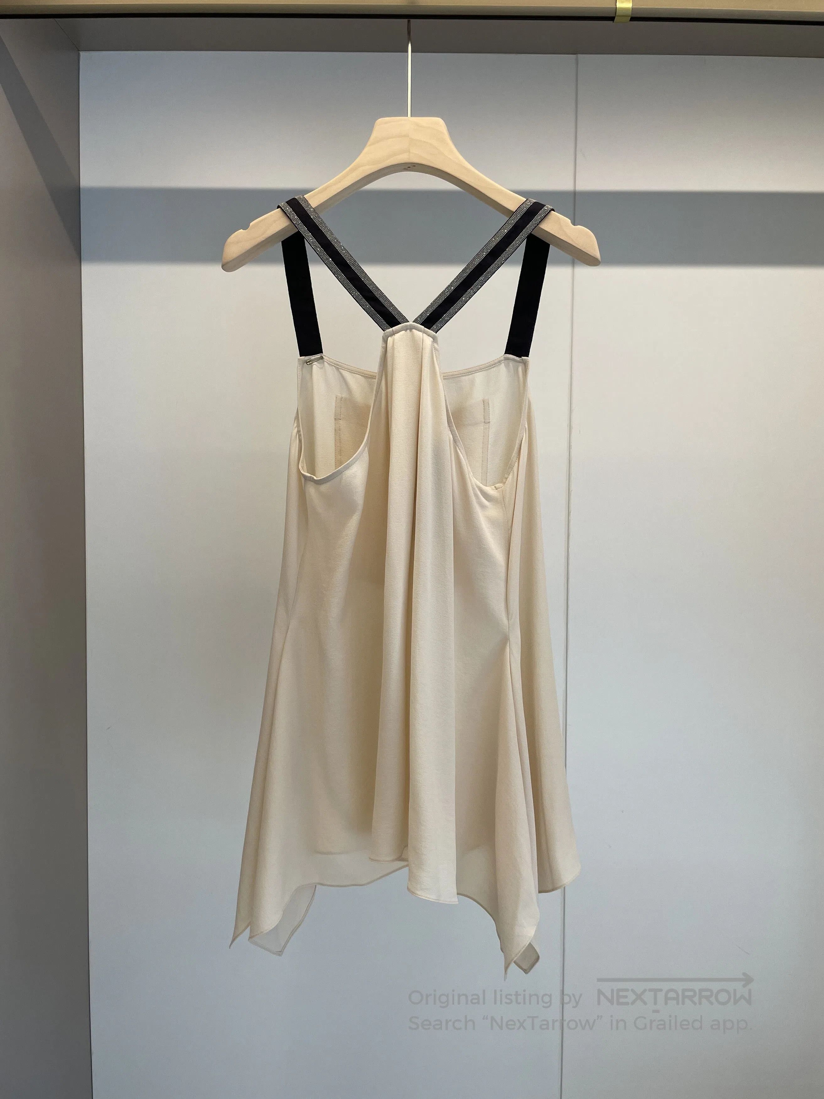 Brunello Cucinelli Brunello Cucinelli Beige Beaded Silk Camisole. Size US M / EU 48-50 / 2 - 2 Thumbnail