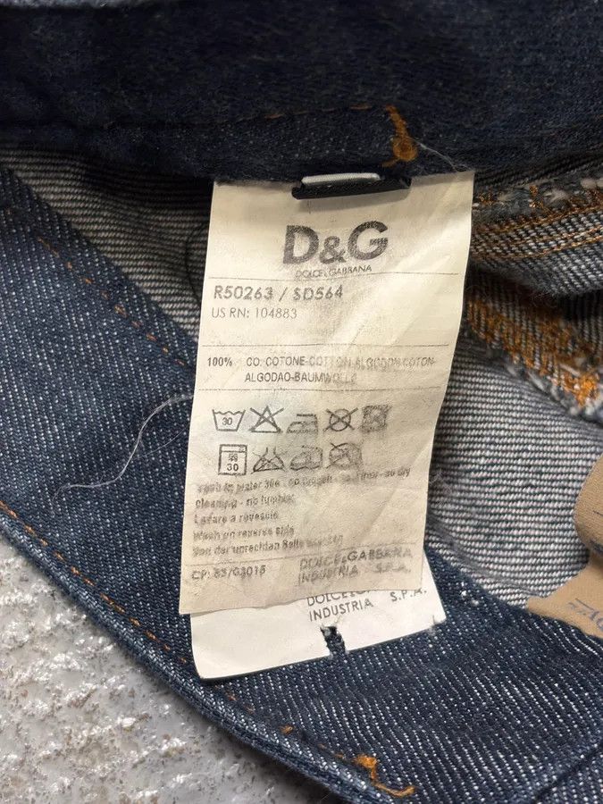Dolce & Gabbana 2000s Dolce & Gabbana Navy Raw Faded Denim Jeans Size US 32 / EU 48 - 13 Thumbnail