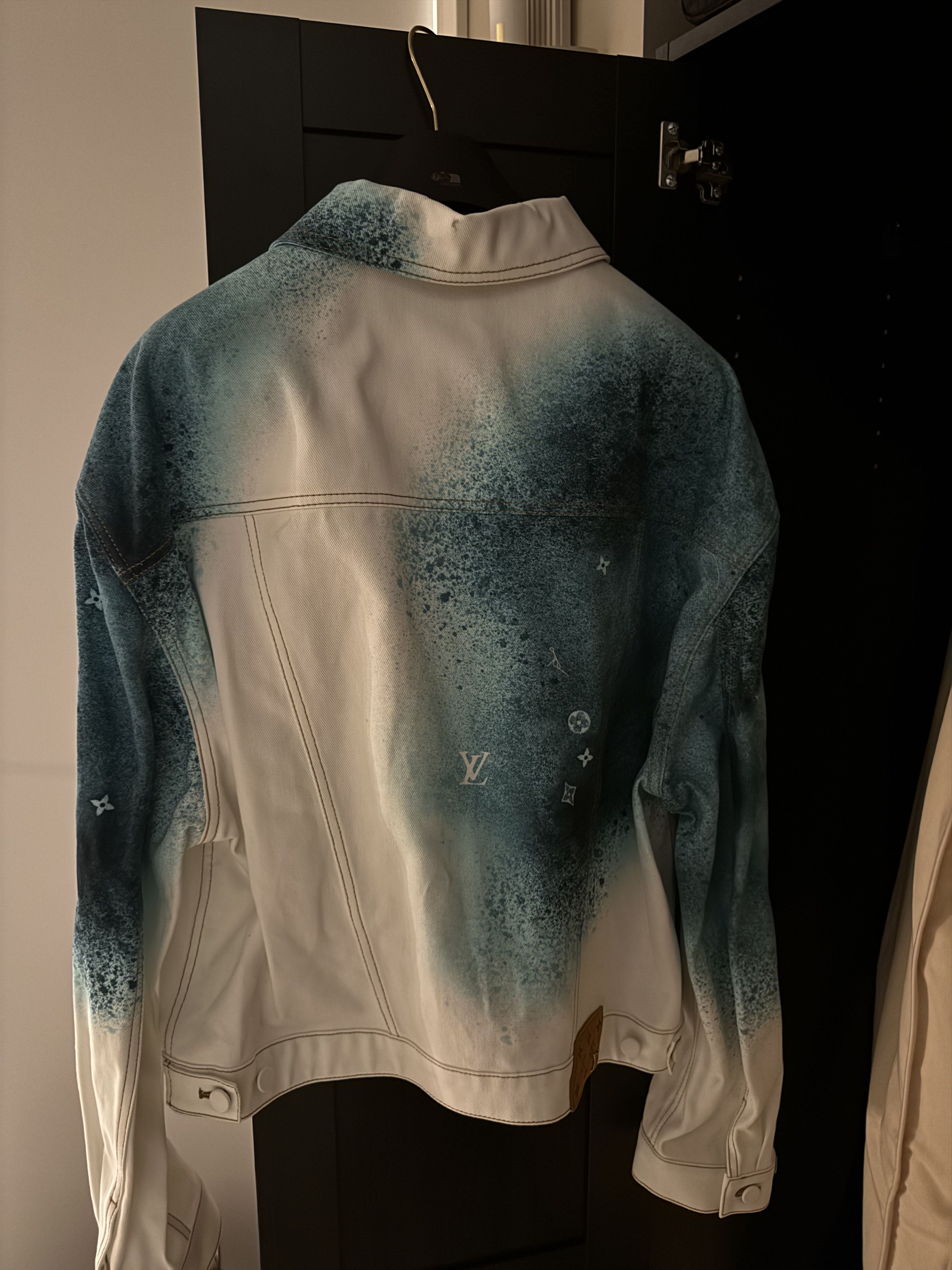 Louis Vuitton Louis Vuitton LV Spray Denim Jacket Multicolor Size US L / EU 52-54 / 3 - 2 Thumbnail