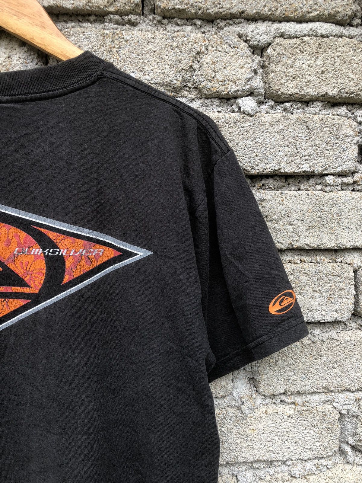 Quiksilver × Vintage Vintage Beauty Sunfaded 90s Quiksilver Big Logo Backhit Tee Size US L / EU 52-54 / 3 - 6 Thumbnail