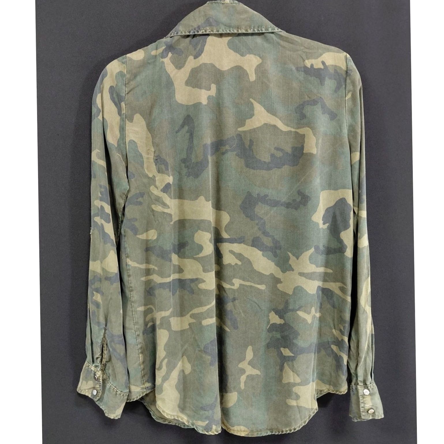 Zara Zara Woman Shirt Green Camouflage Studded Long Sleeve Collared Size M Womens Size M / US 6-8 / IT 42-44 - 2 Thumbnail