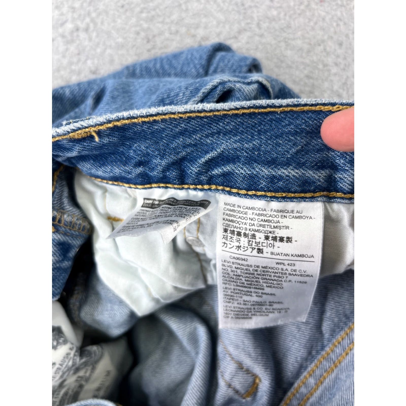 Levi's Levi's Jeans Adult 27 Blue Denim Distressed 501 Premium Button 27x28 Vintage No Size US 27 - 7 Thumbnail