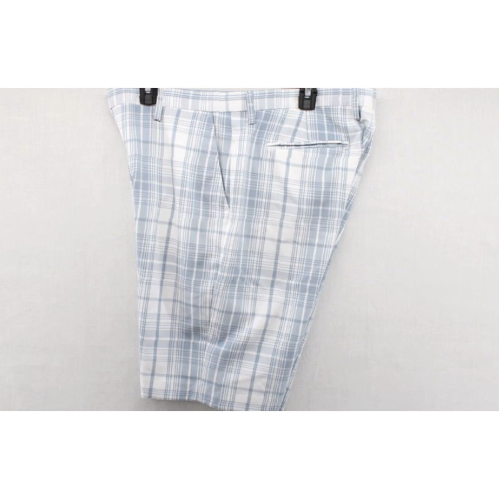 Saks Fifth Avenue Saks Fifth Avenue Golf Shorts Men’s 36 White Blue Plaid Polyester Blend Preppy Bermuda Shorts Regular 36 Blue Colorful City Outdoor 90s Mens Size US 36 / EU 52 - 5 Thumbnail