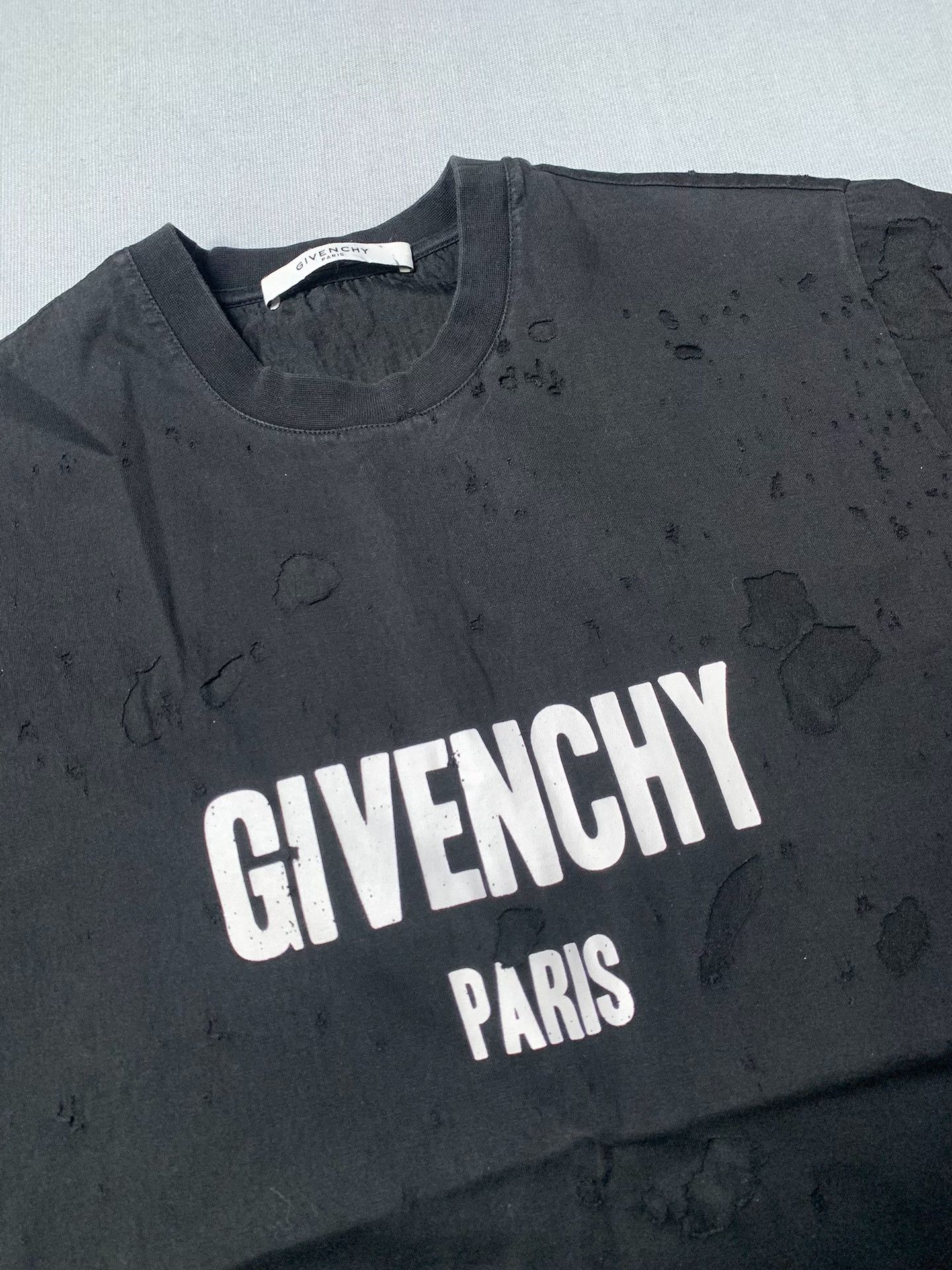 Givenchy Givenchy Double Layer Distressed Short Sleeve Size XXS / US 00 / IT 34 - 1 Thumbnail