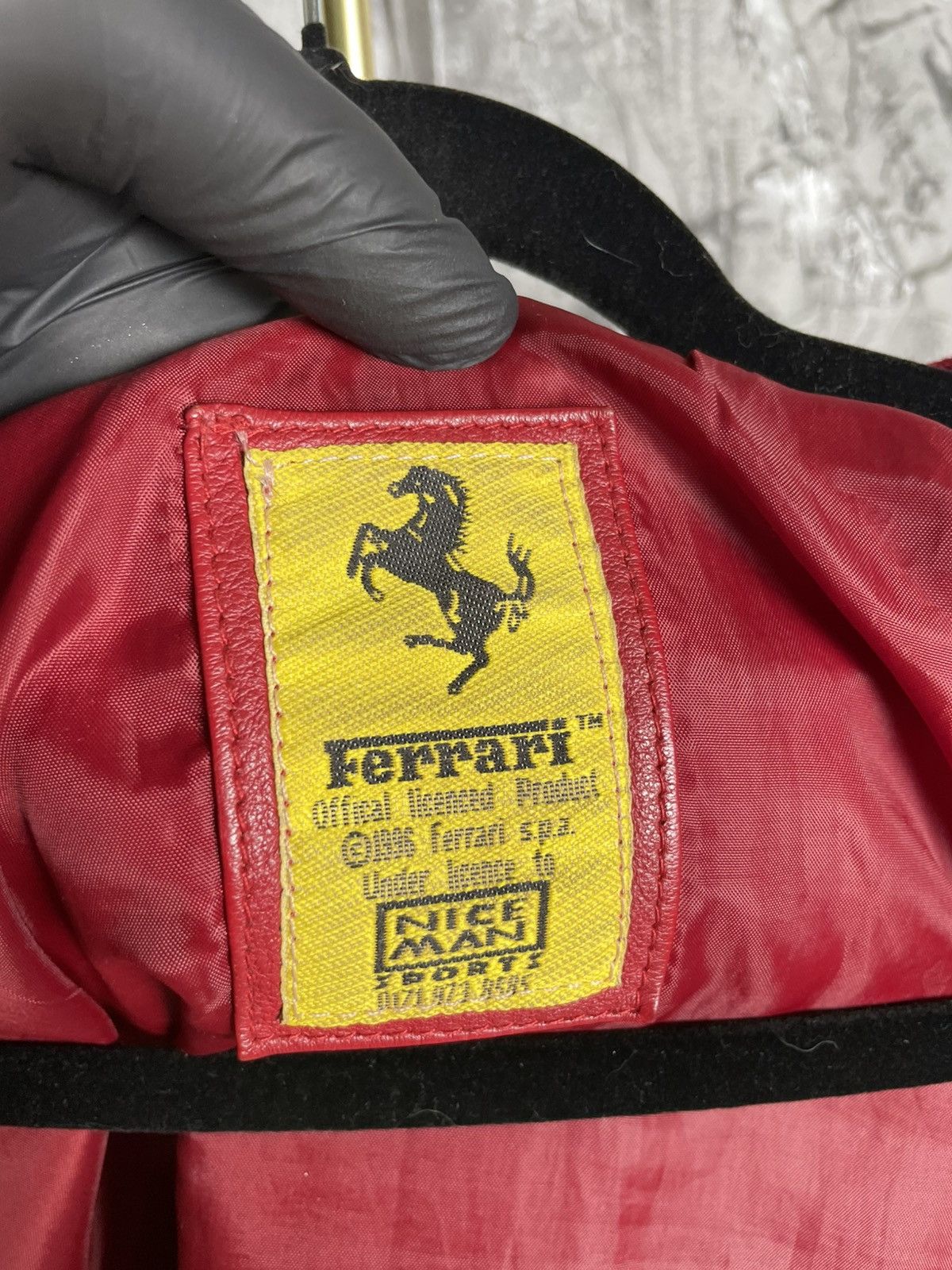 Ferrari Vintage Ferrari 1996 Formula 1 Rare Moto Leather Jacket Y2K Size US XL / EU 56 / 4 - 22 Thumbnail