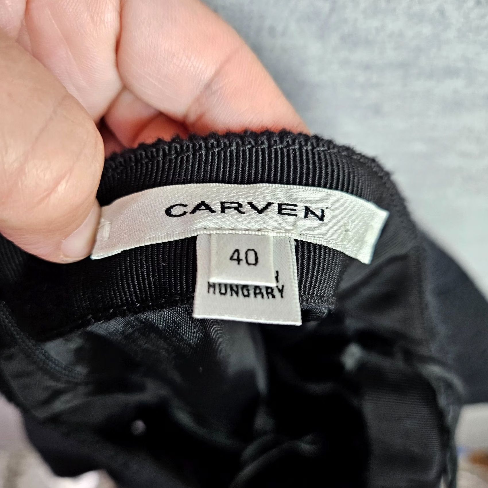 Carven Carven Women Shorts Size 40 Black Textured High Waist Casual Regular Front Flat Front Cotton Blend, Polyester, Elastane Size 27" / US 4 / IT 40 - 6 Thumbnail