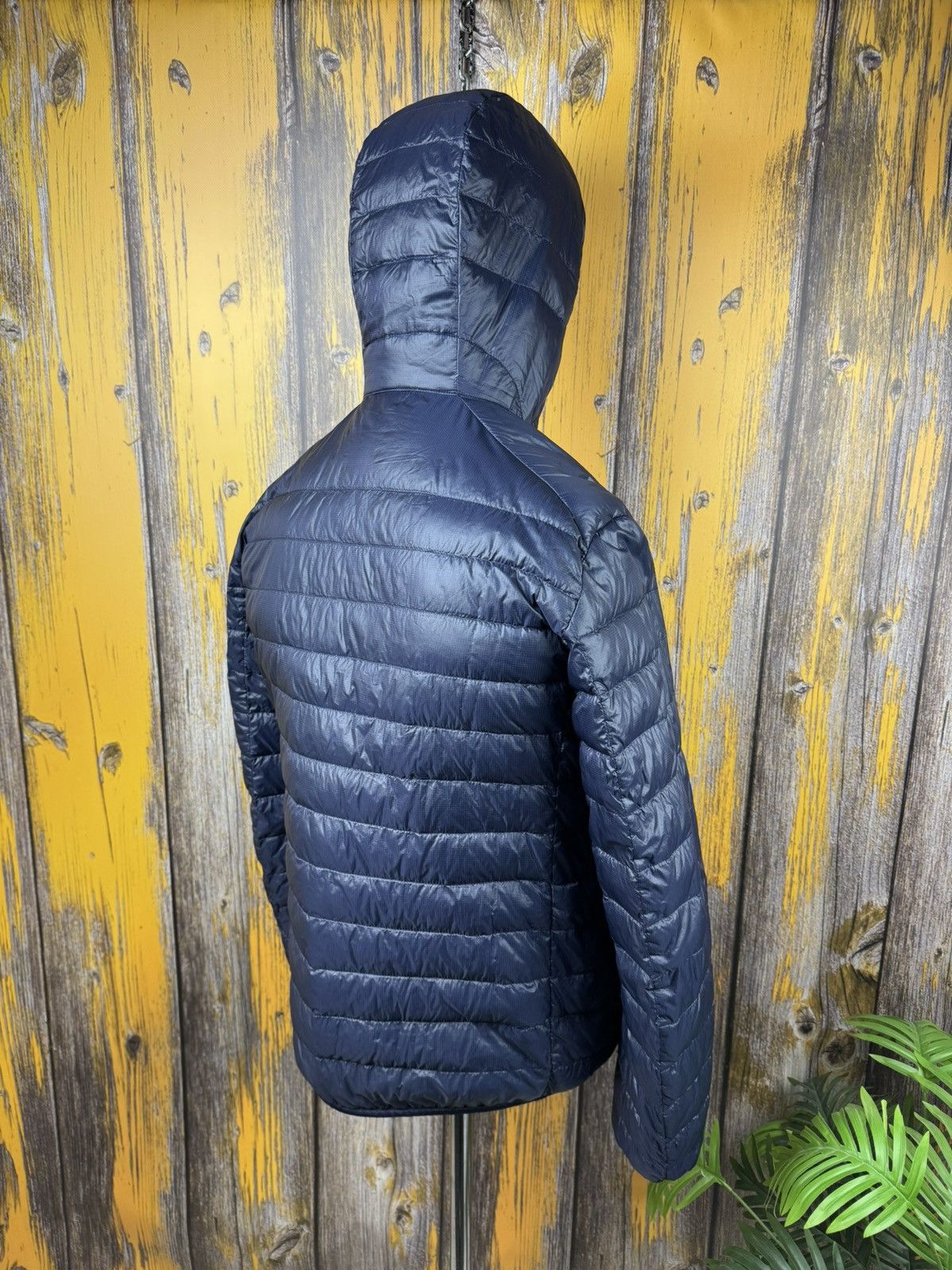 Uniqlo Uniqlo Micro Down Jacket Japanese 🇯🇵 Style size S Size US S / EU 44-46 / 1 - 4 Thumbnail
