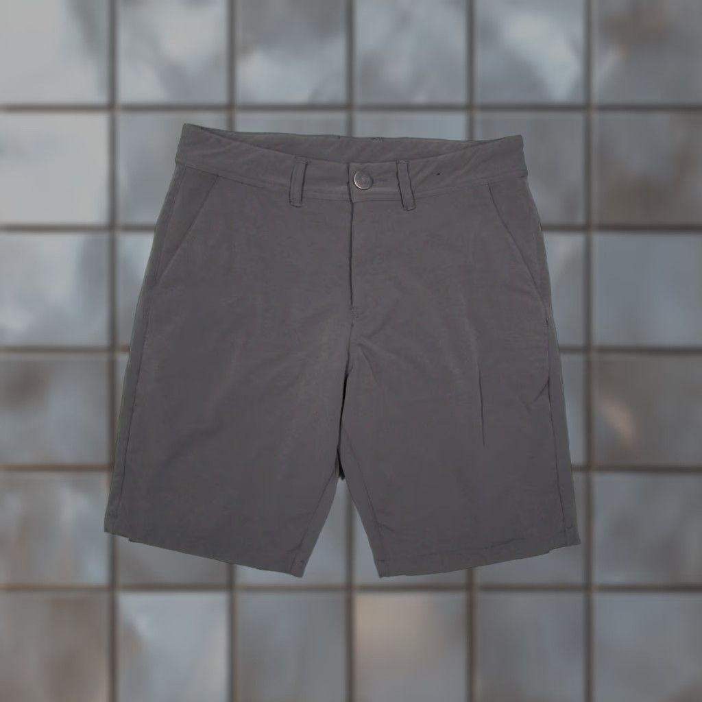 Vintage Fighting Rooster Men’sGray Flat Front Travel Short w/ Hidden Zip Pockets - Cotton / Elastane Blend 34-M Size US 34 / EU 50 - 1 Thumbnail