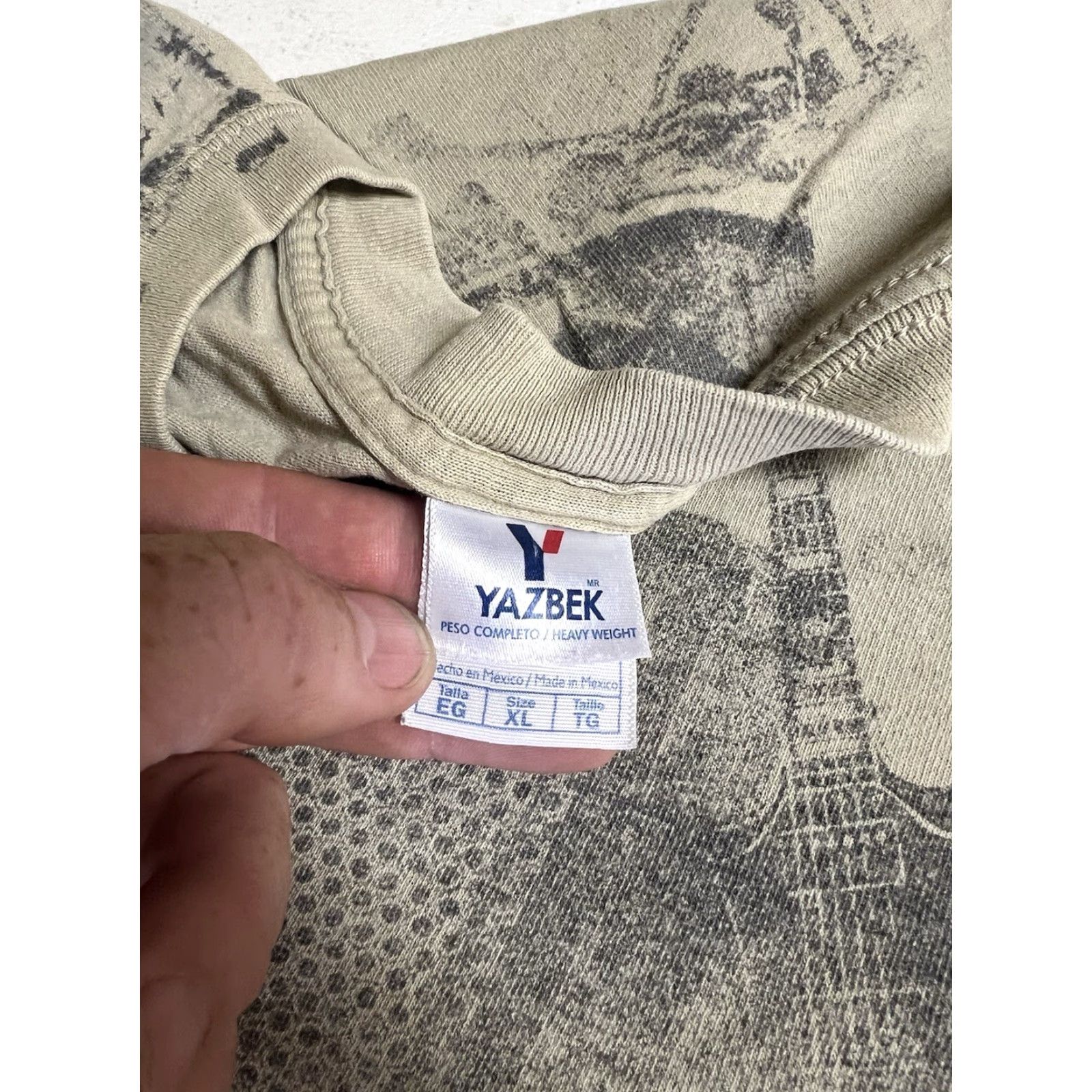 Vintage VINTAGE Mens Yazbek T-Shirt XL Short Sleeve Tan Brown Guitar Amplifier All Over Print Band Mens XL Size US XL / EU 56 / 4 - 6 Thumbnail