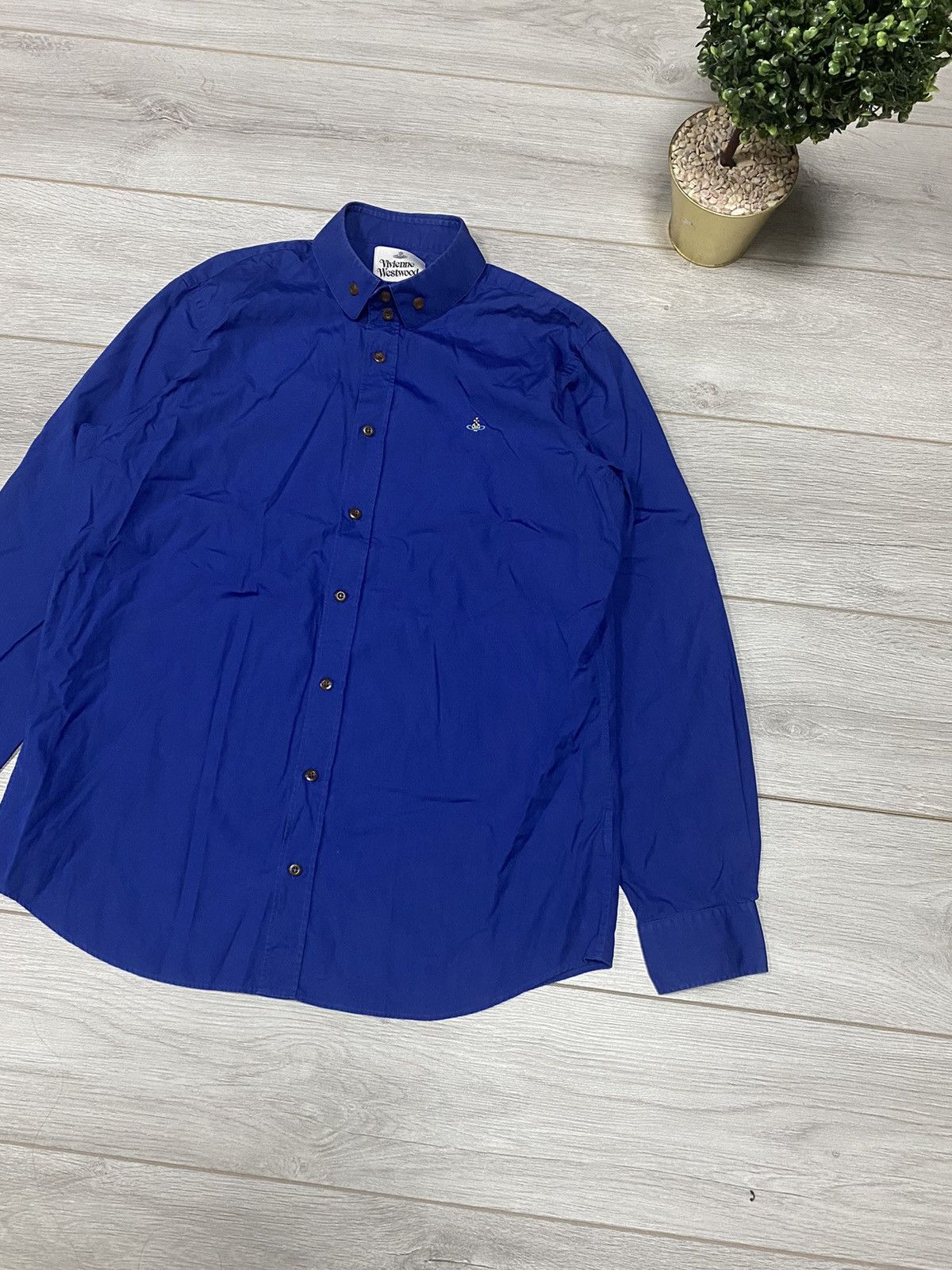 Vivienne Westwood Vivienne Westwood shirt buttons vintage orb Size US XL / EU 56 / 4 - 1 Thumbnail