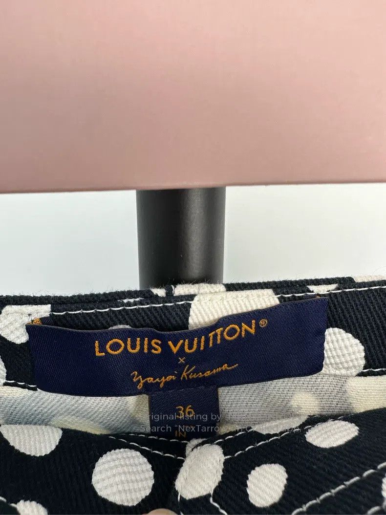 Louis Vuitton Louis Vuitton Black double-breasted full-print skirt Size 35" - 4 Thumbnail