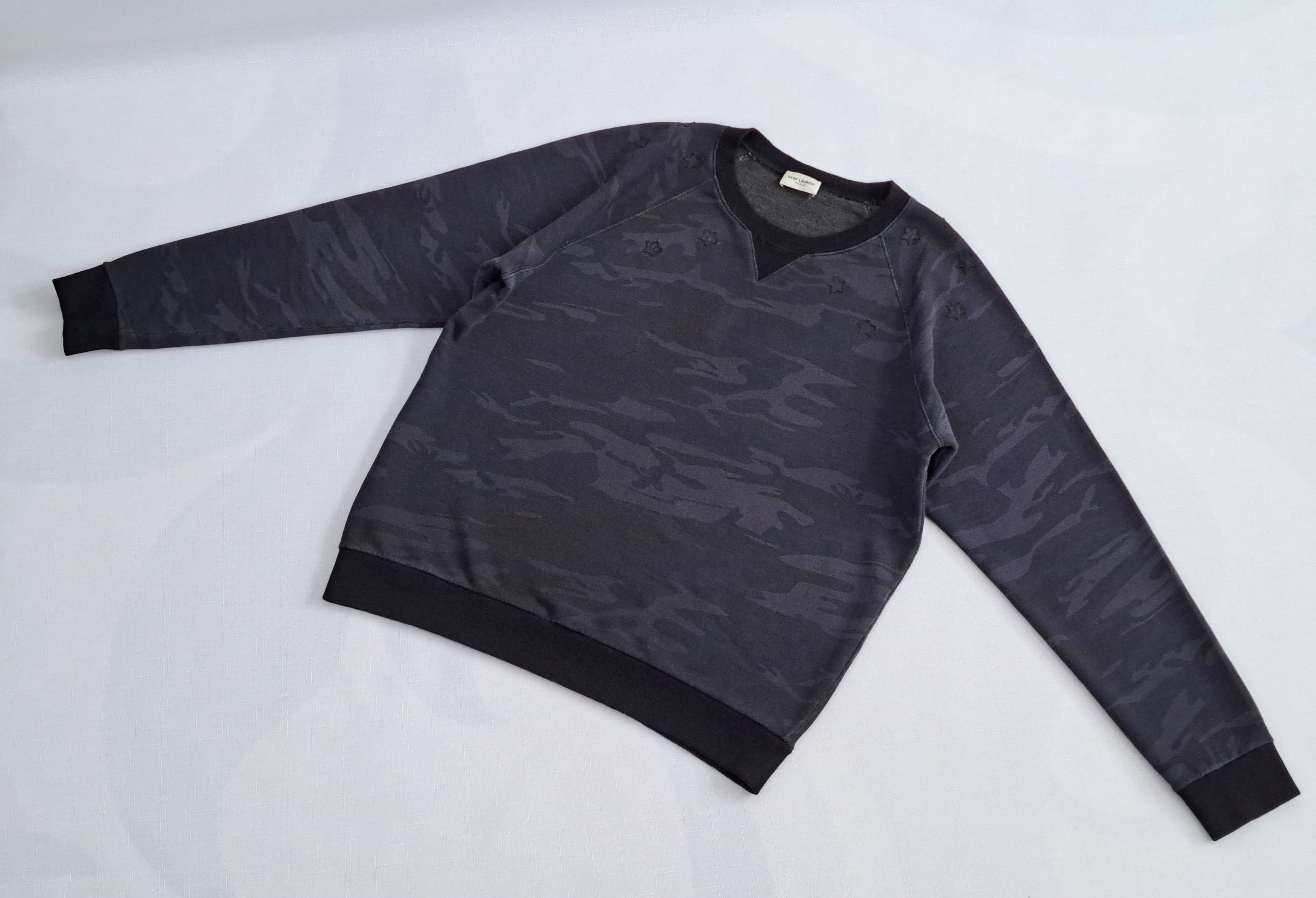 Saint Laurent Paris Saint Laurent Paris camo star crew sweatshirt. Size S Size US S / EU 44-46 / 1 - 6 Thumbnail