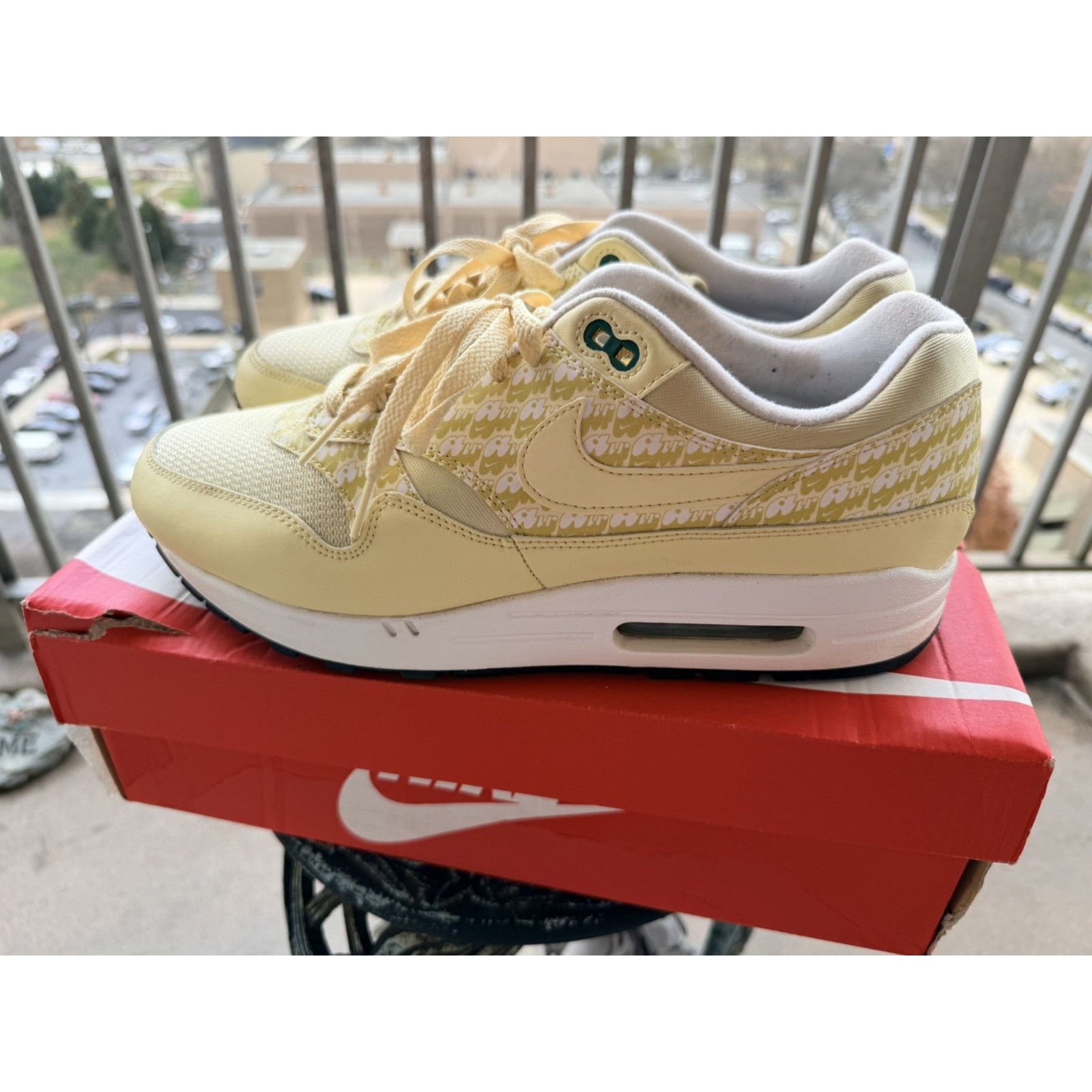 Nike Size 12 - Nike Air Max 1 2020 Lemonade Size US 12 / IT 42 - 7 Thumbnail