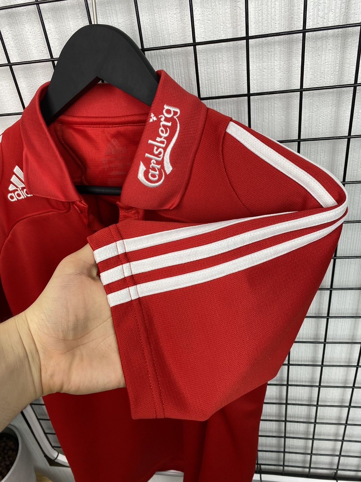Vintage Adidas 2008 Liverpool Red Carlsberg Polo TShirt Soccer Men M Size US M / EU 48-50 / 2 - 16 Thumbnail