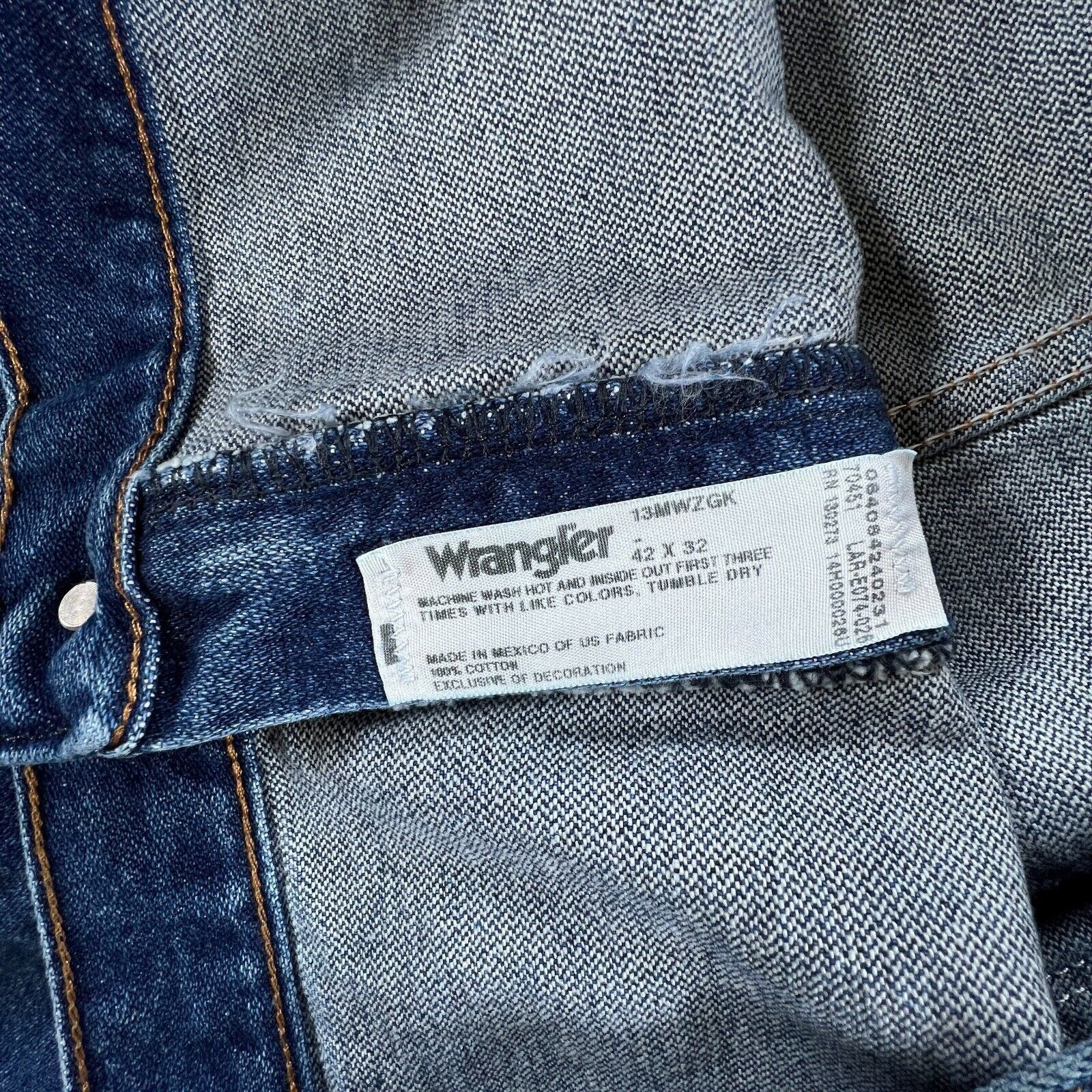 Wrangler Wrangler Pro Rodeo Cowboy Cut Jeans Men 42x32 Y2K 2000 Vinta Size US 42 / EU 58 - 13 Thumbnail