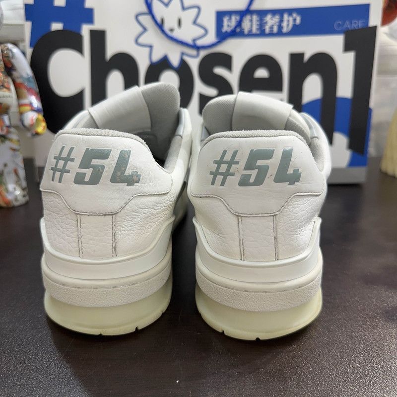 Louis Vuitton Louis Vuitton White Low-top Fashion Sneakers - Size US 9.5 / EU 42-43 - 3 Thumbnail