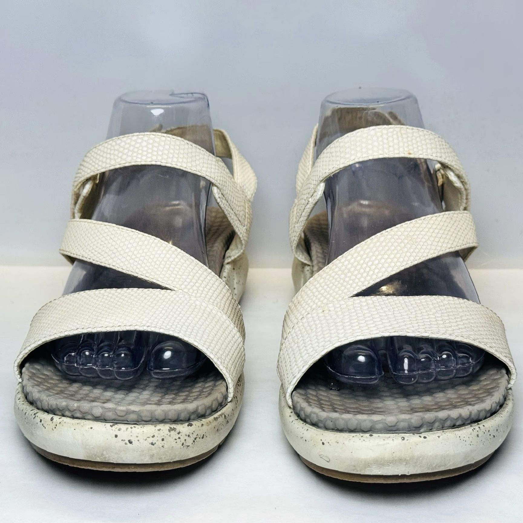 Vintage Baretraps Glena Sandals Womens Size 9.5 M White Adjustable Ankle Strap Comfort Arch Support Size US 10 / IT 40 - 5 Thumbnail