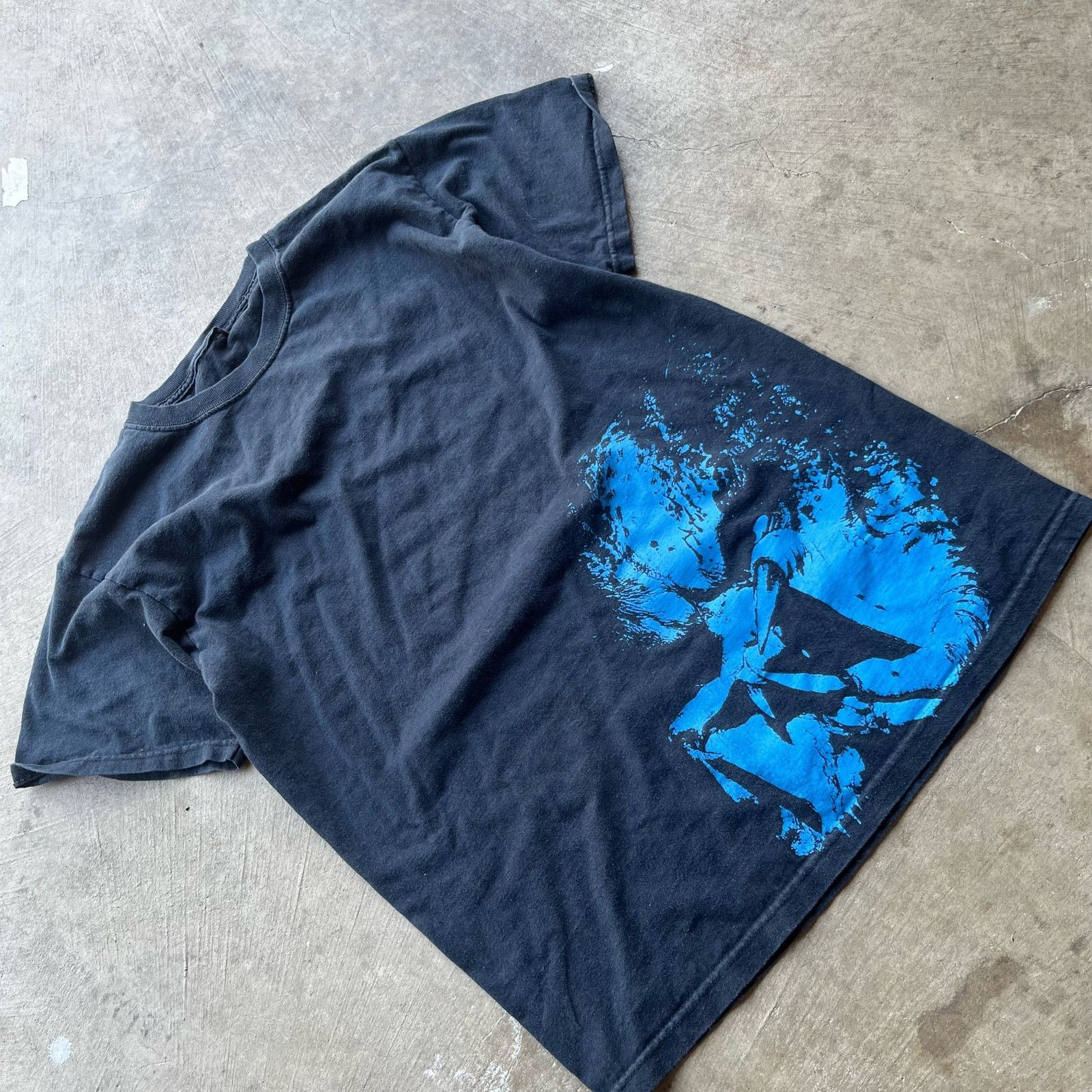 Vintage vintage y2k blue black tee shirt size medium Size US M / EU 48-50 / 2 - 2 Thumbnail