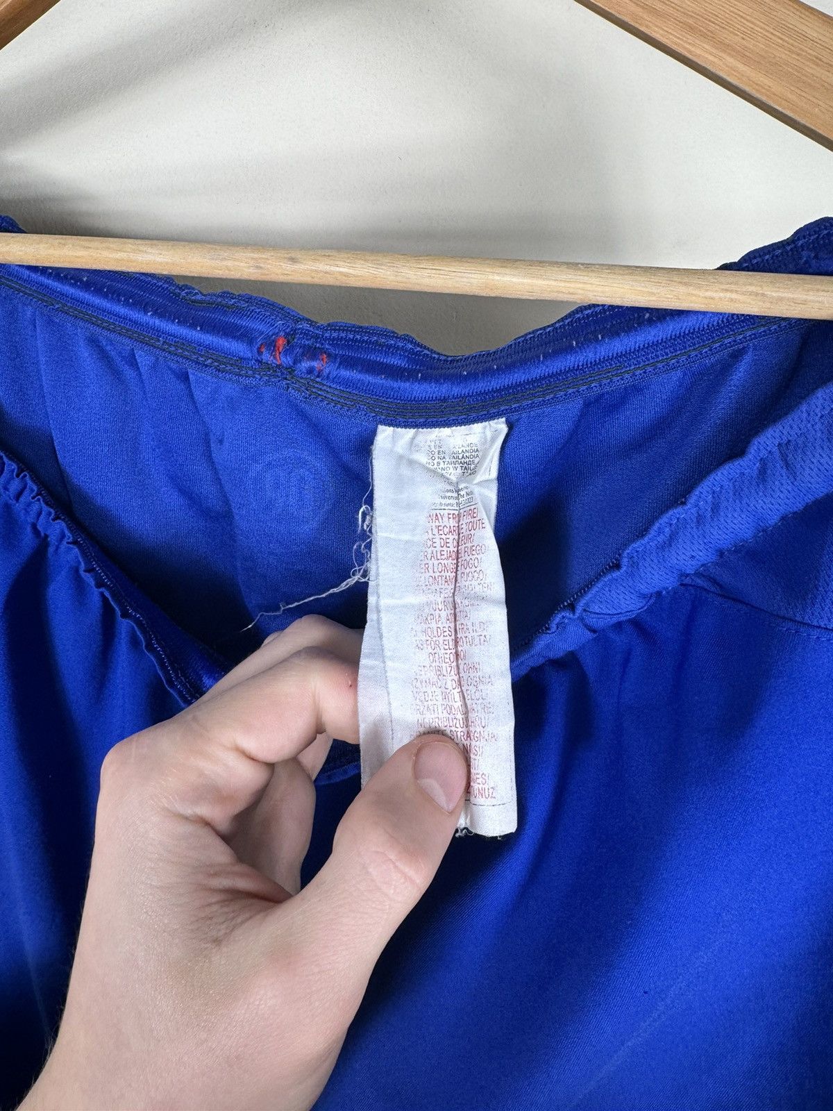 Nike × Vintage NIKE VINTAGE MANCHESTER UNITED TOTAL 90 Shorts Size US 36 / EU 52 - 5 Thumbnail