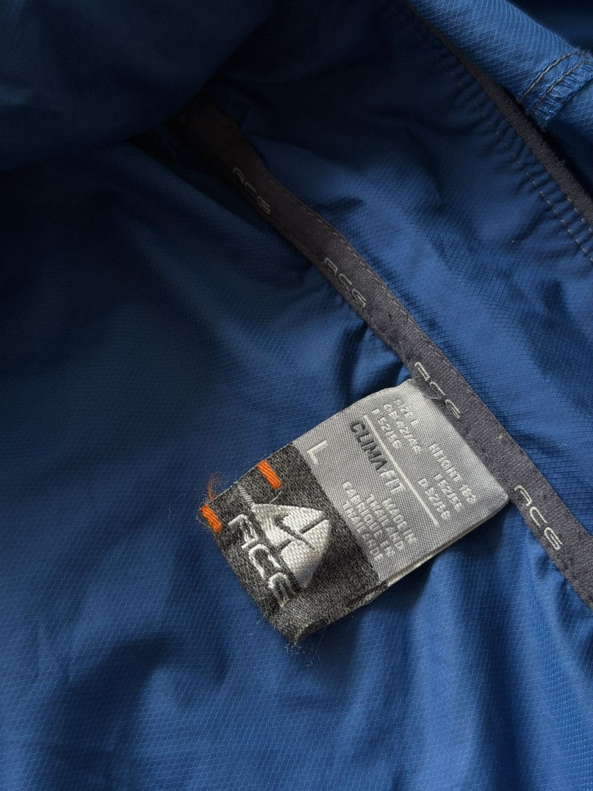Nike ACG Nike ACG Vintage Windbreaker Lite Blue Men’s Jacket Size US L / EU 52-54 / 3 - 13 Thumbnail