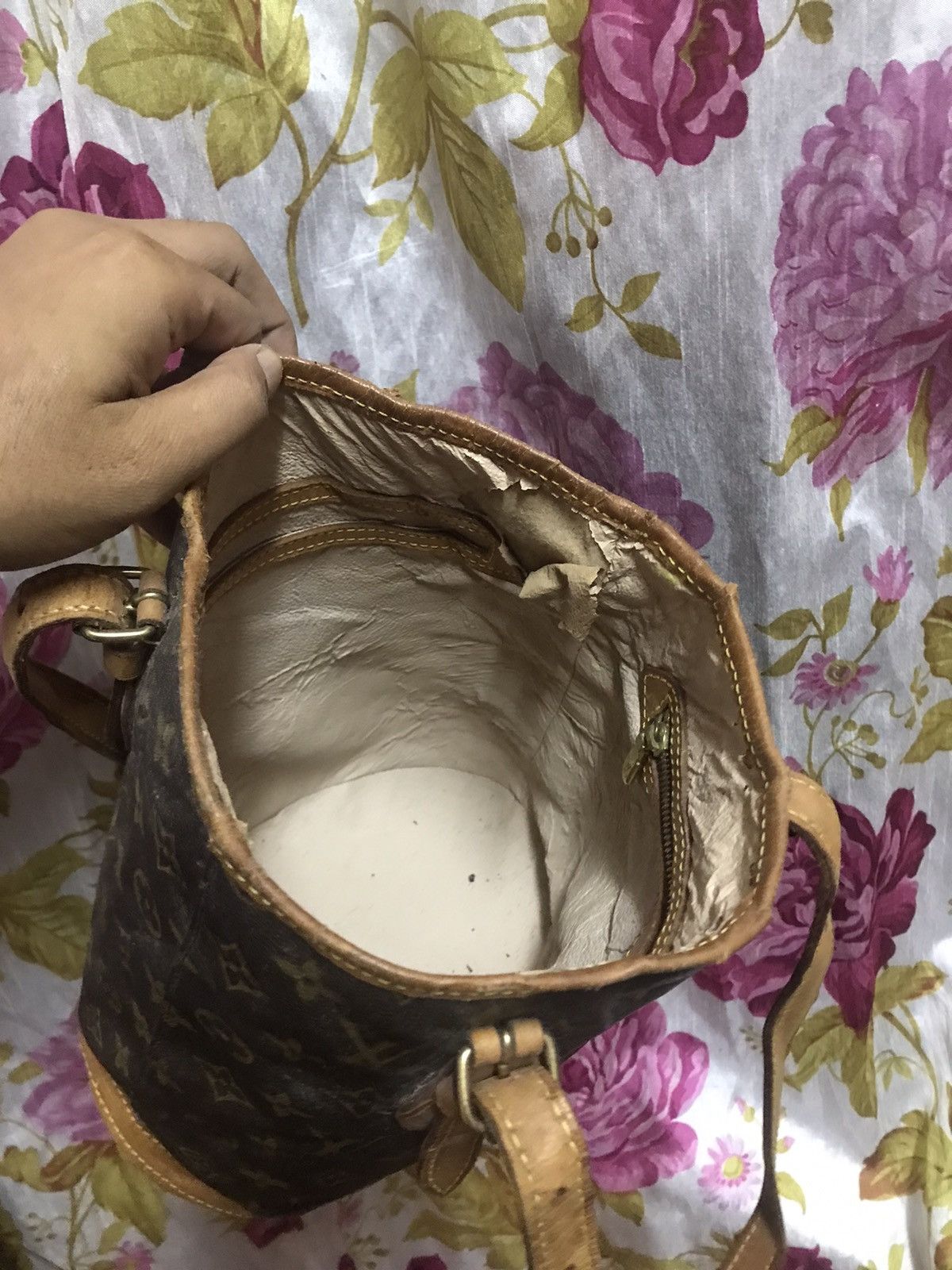 Louis Vuitton × Vintage Authentic Louis Vuitton Bucket Pm Size ONE SIZE - 6 Thumbnail