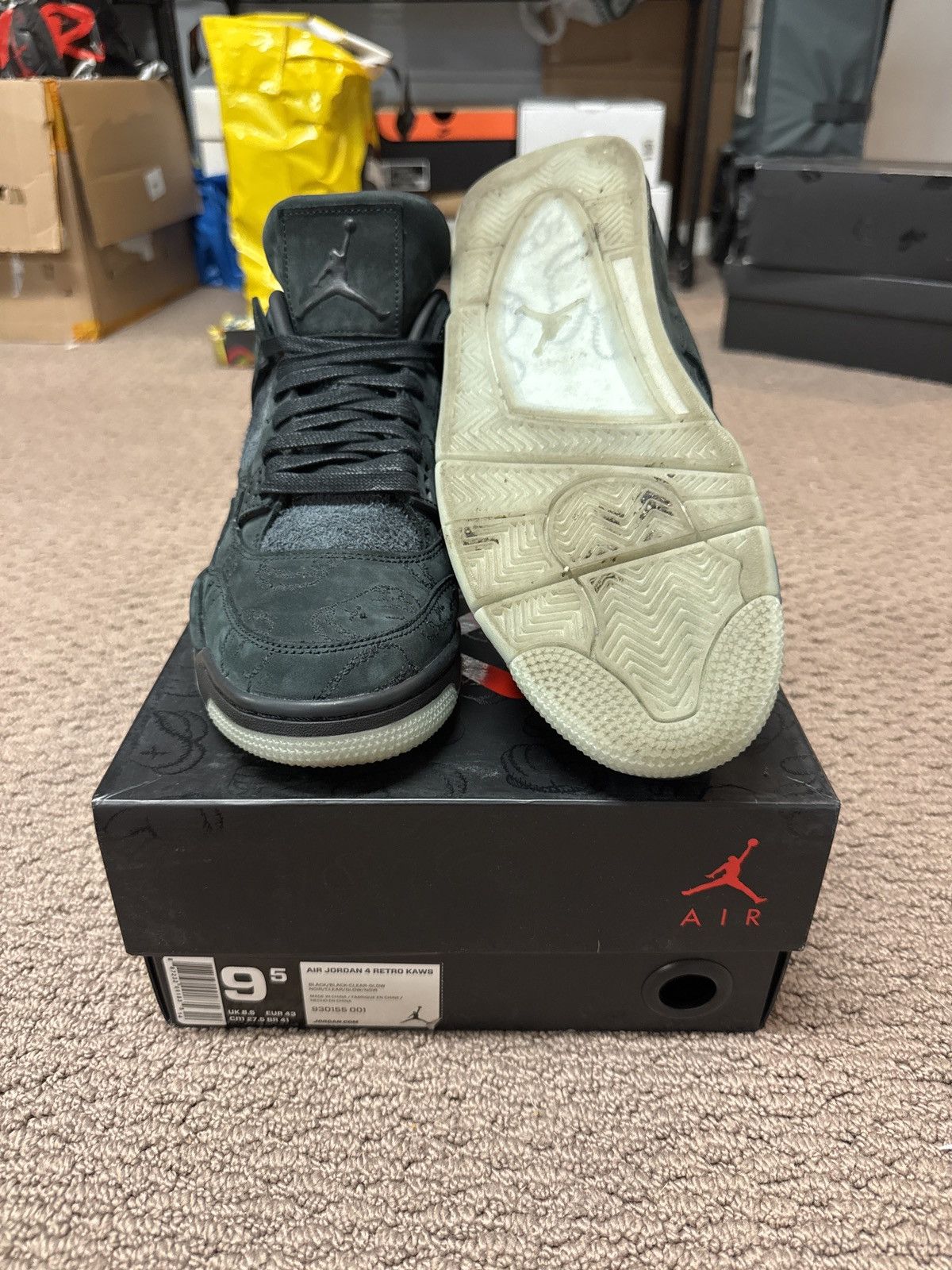 Jordan Brand × Kaws Kaws Jordan 4 Size US 9.5 / EU 42-43 - 6 Thumbnail