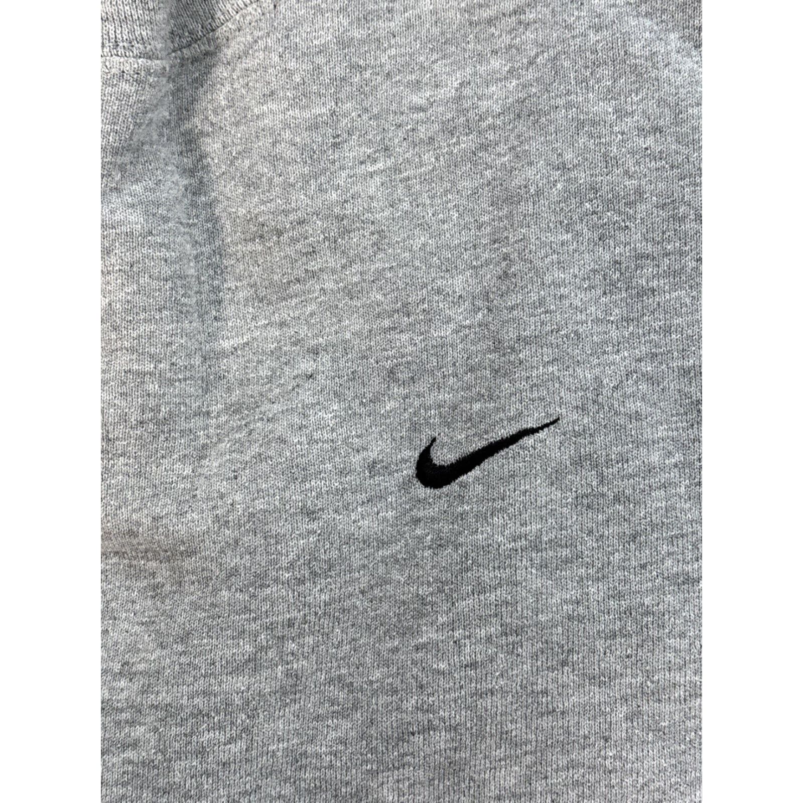 Nike VINTAGE Nike Sweatshirt Men L Gray Crewneck Fleece White Tag 90s Y2K Nike Sportswear Sweatshirt Mens 90s Size US L / EU 52-54 / 3 - 5 Thumbnail