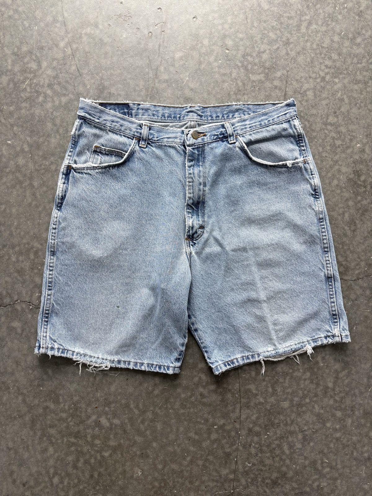 Vintage Y2K Faded Wrangler Jean Shorts Size 34