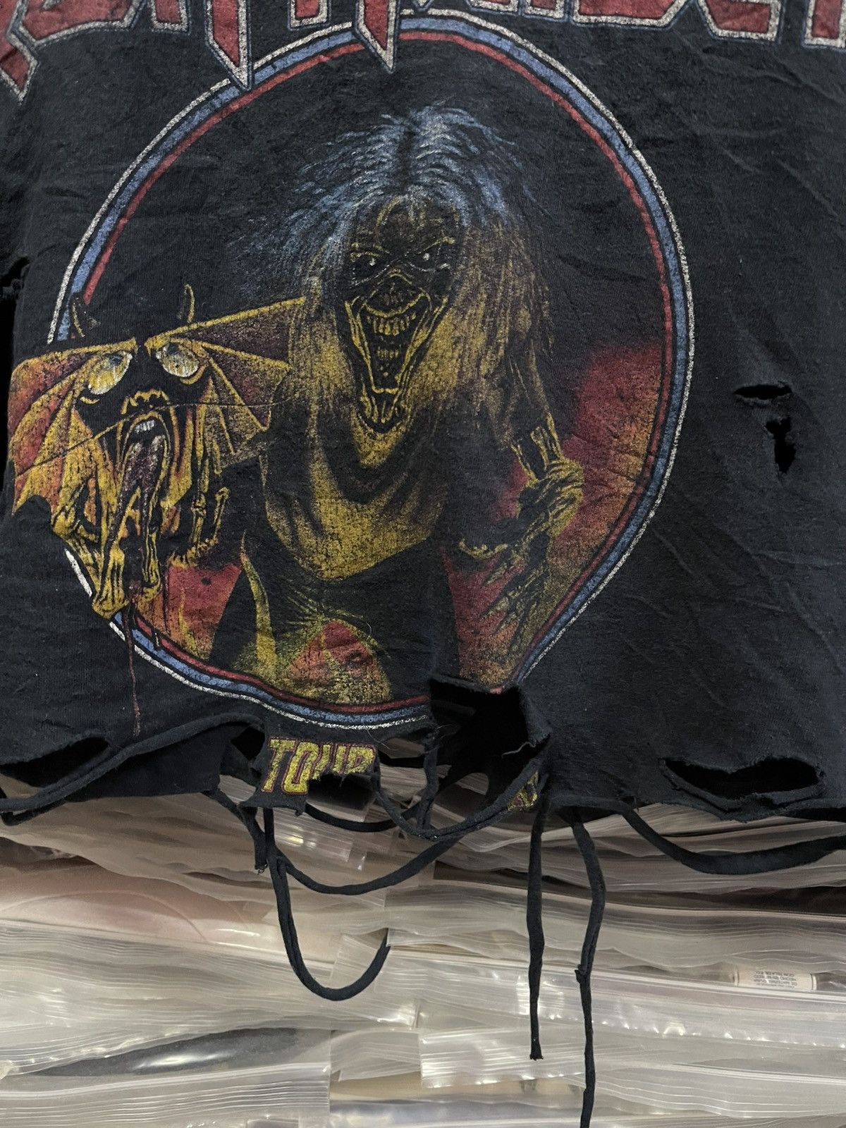 Band Tees Distressed Iron Maiden Crop-Top🔥🔥🔥 Size US L / EU 52-54 / 3 - 3 Thumbnail