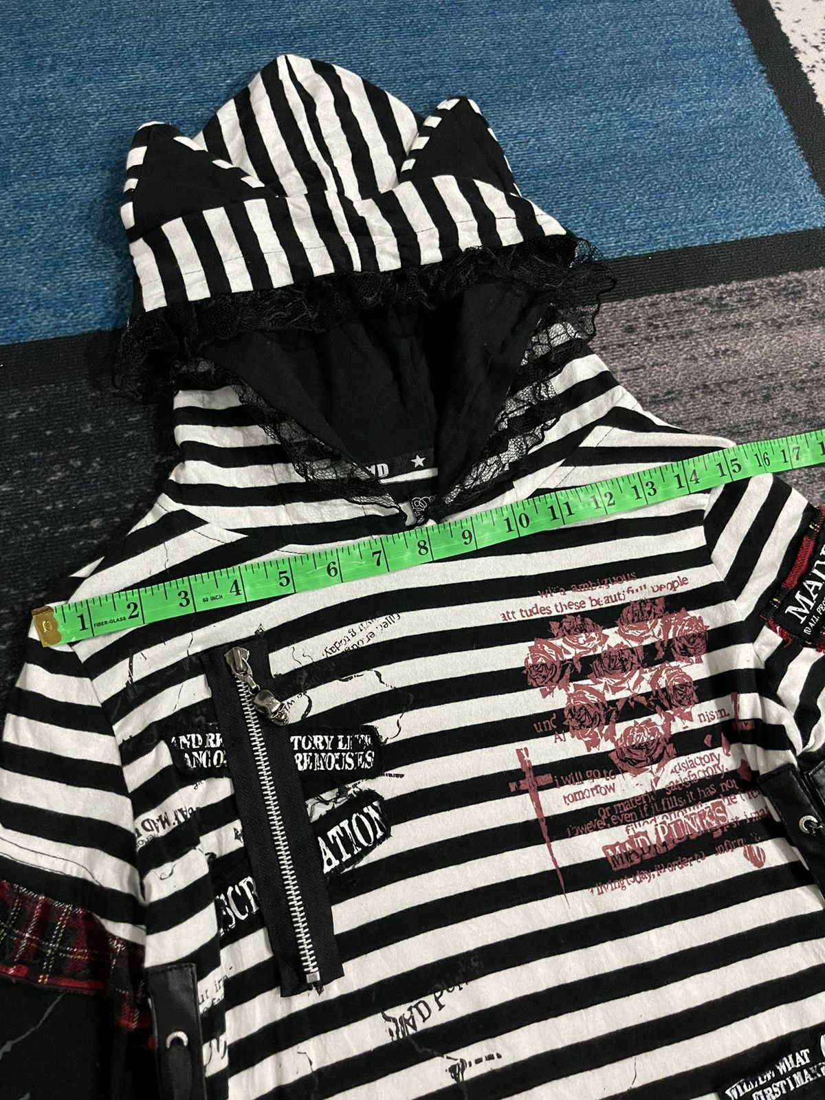 Japanese Brand 📌Binding Offer📌Vintage Mad Punk Girl Longsleeve Hoodie Size M / US 6-8 / IT 42-44 - 21 Thumbnail