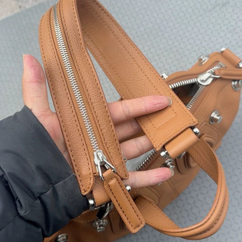 Givenchy Givenchy Nightingale Handbag Size ONE SIZE - 6 Thumbnail