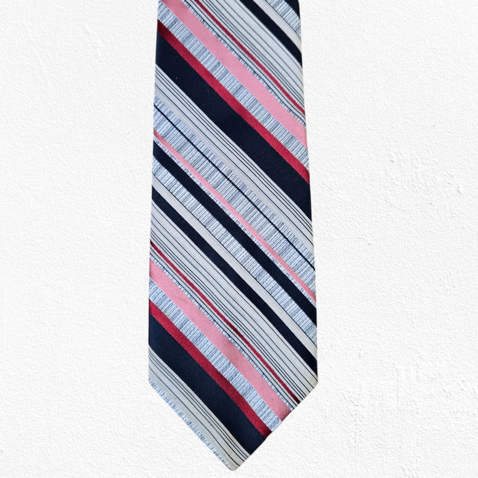 Vintage 70s Silver Red Navy Diagonal Striped Neck Tie Size ONE SIZE - 1 Thumbnail
