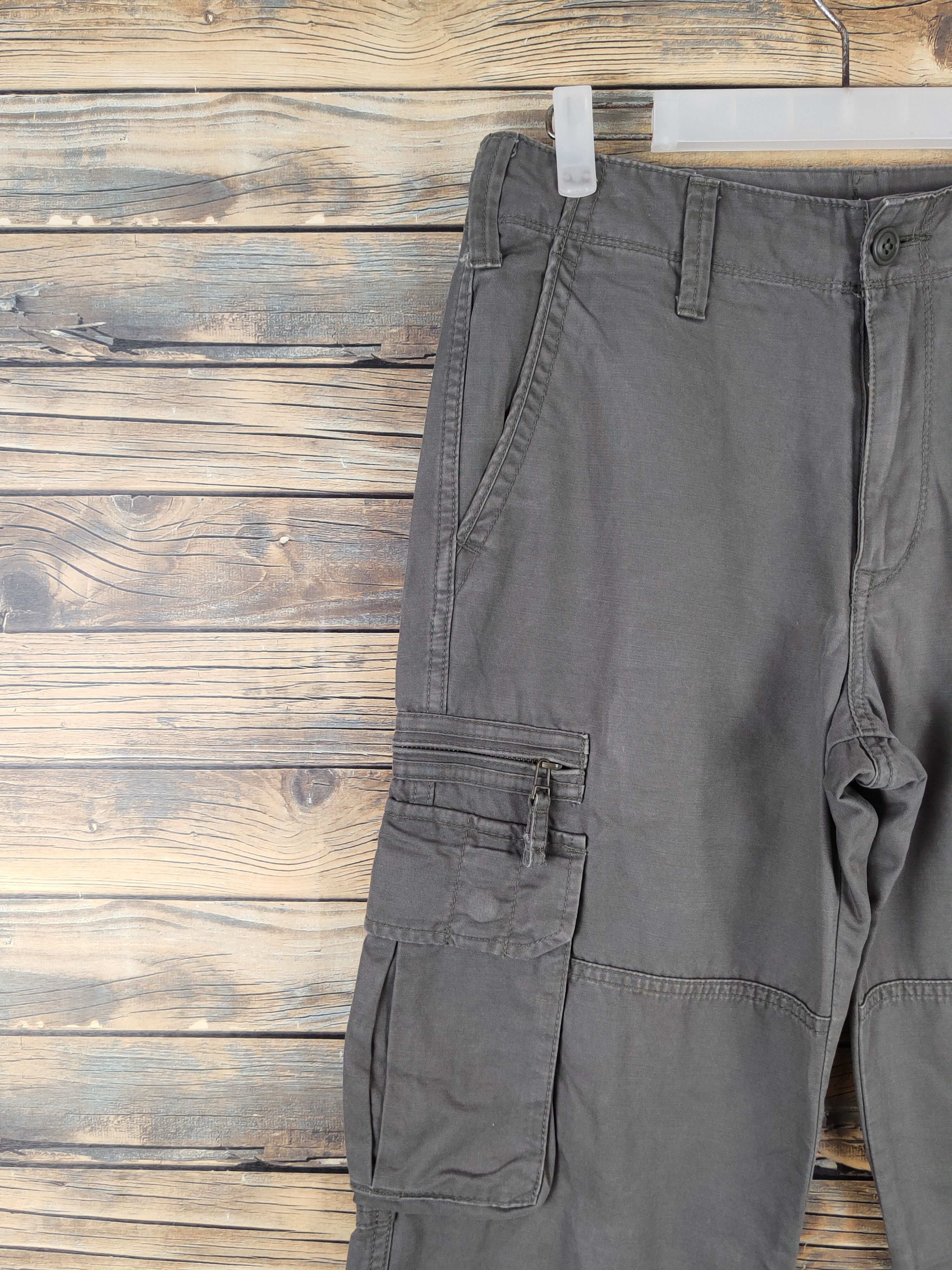 Japanese Brand Uniqlo Olive Multipocket Tactical Cargo Pants #W1049 Size US 31 - 3 Thumbnail