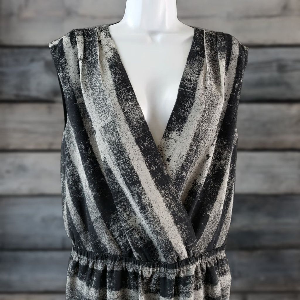 Vintage Rachel Roy Womens Romper Size S Gray Black Sleeveless V-Neck One-Piece Polyester Romper Womens Style Size 28" / US 6 / IT 42 - 1 Thumbnail