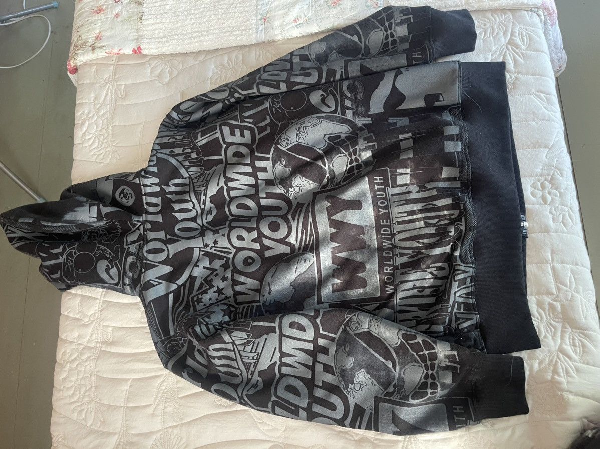 Other WWY BLACK ALL OVER PRINTED FULL ZIP HOODIE Size US M / EU 48-50 / 2 - 3 Thumbnail