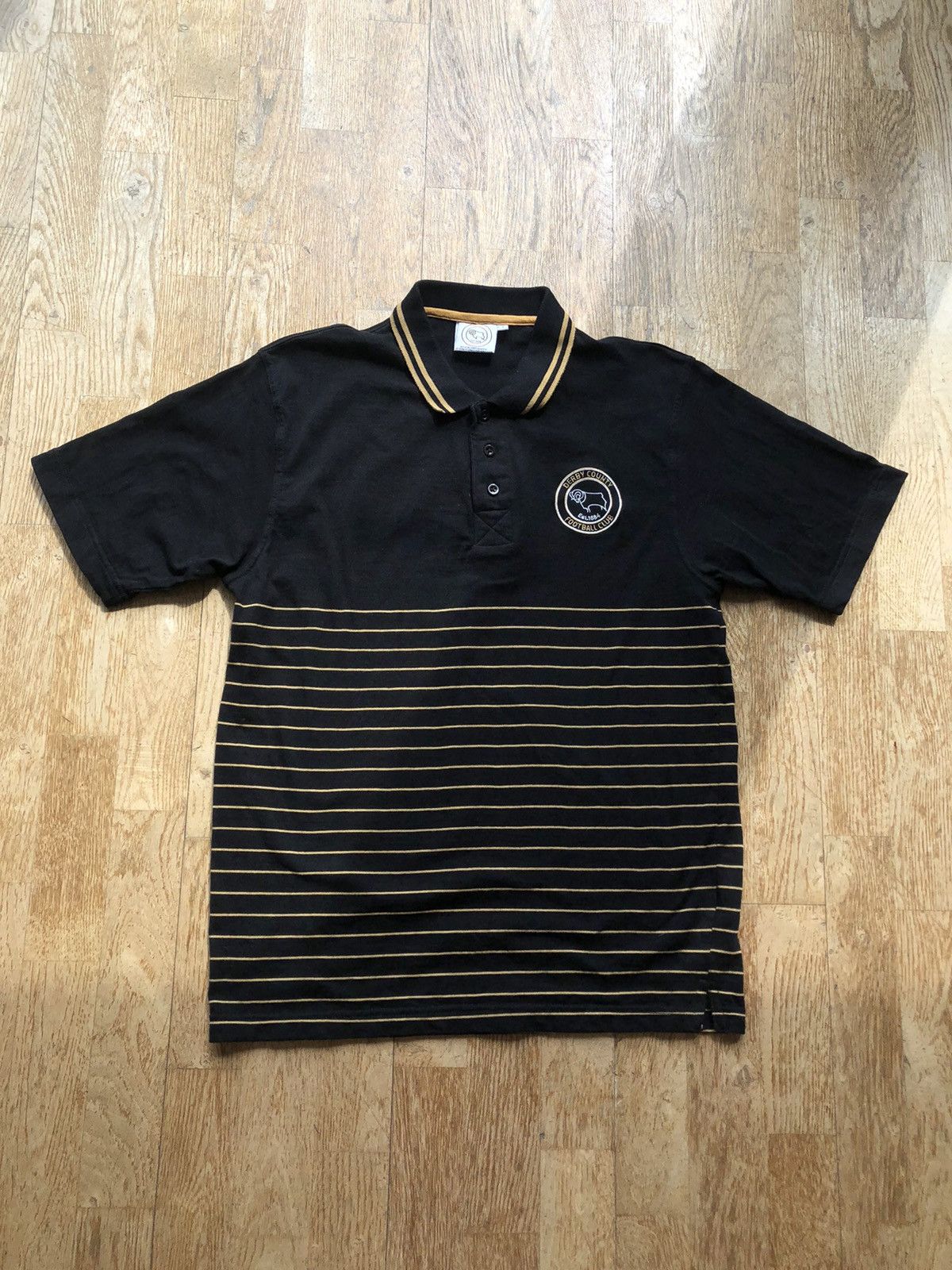 Vintage RARE DERBY COUNTY FC OFFICIAL FOOTBALL SOCCER POLO SHIRT Size US S / EU 44-46 / 1 - 1 Thumbnail