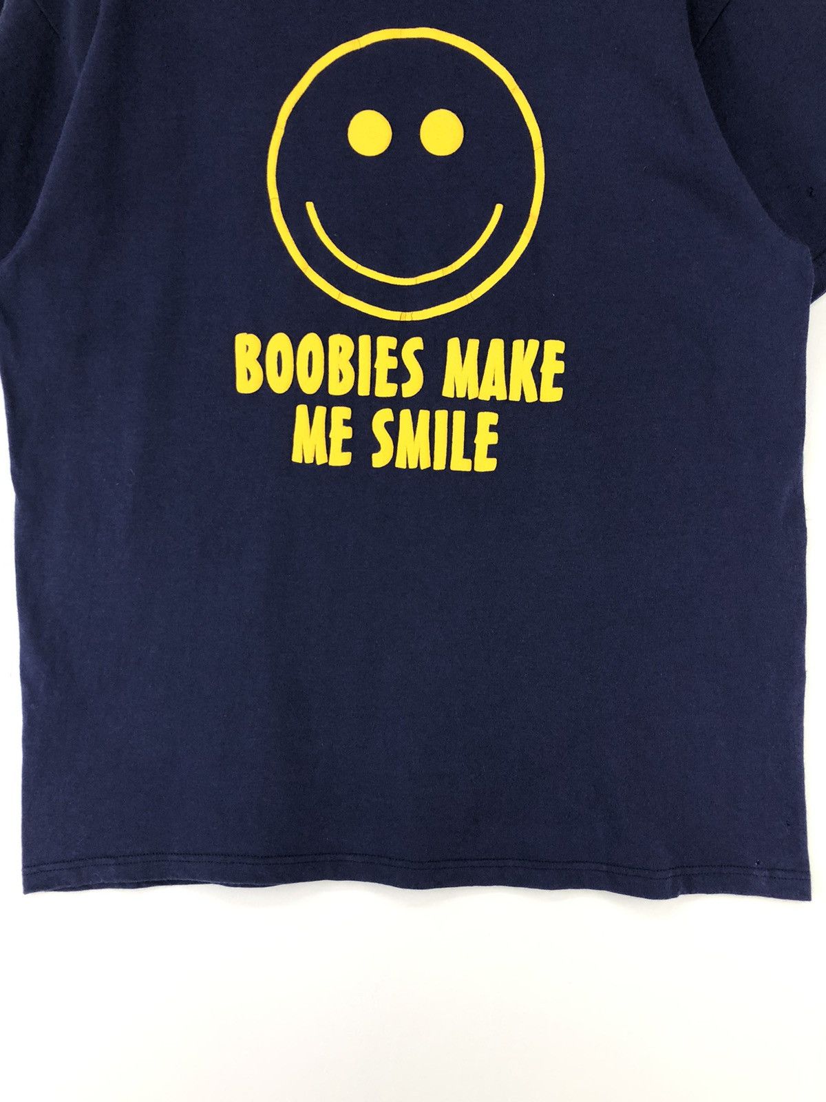 Hook-Ups × Japanese Brand Japanese Brand Spencer's Boobies Make Me Smile Logo Tshirt Size US XL / EU 56 / 4 - 10 Thumbnail