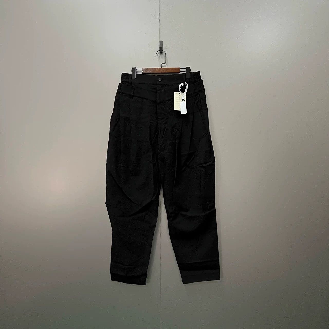 Feng Chen Wang FenG CHen WANG Black Embossed Trousers Size US 28 / EU 44 - 1 Thumbnail