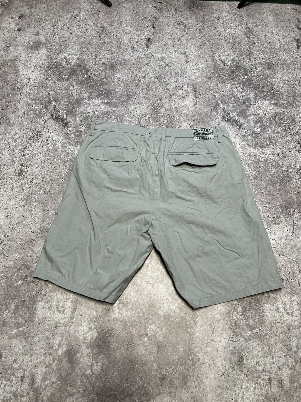 Armani Exchange Armani y2k multi pocket Gray men's shorts vintage Size US 34 / EU 50 - 5 Thumbnail