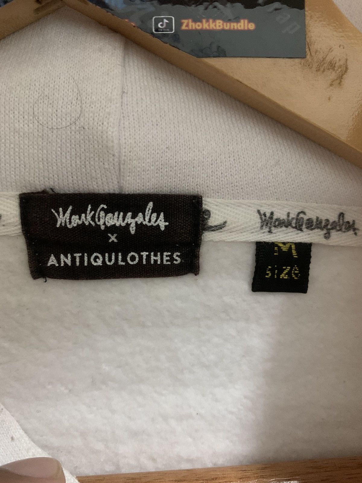Japanese Brand Mark Gonzales X Antiqulothes Sweatshirt Hoodie Size US M / EU 48-50 / 2 - 7 Thumbnail