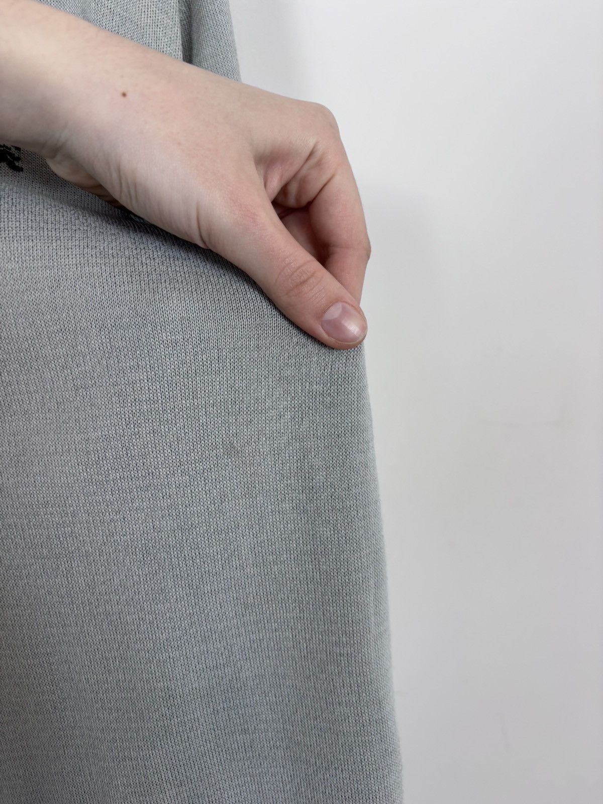 Burberry Burberry London Men’s Grey Viscose Blend V-Neck Sweater Size US M / EU 48-50 / 2 - 6 Thumbnail